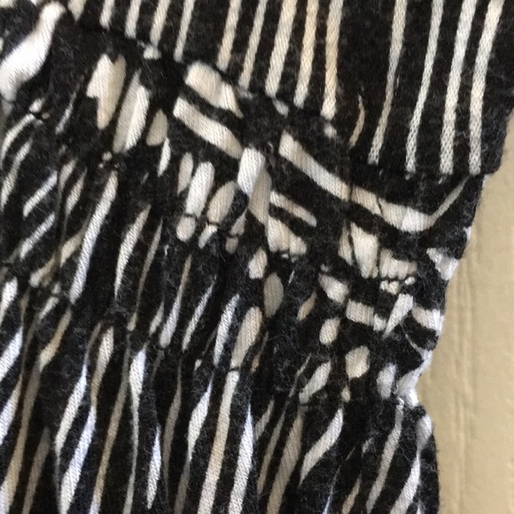 FINAL MARKDOWN Ladies’ cable & gauge Top (M) - Picture 11 of 13